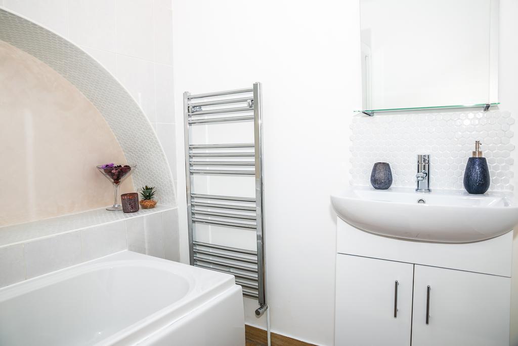 Skylight Apartment Eastbourne Eksteriør billede